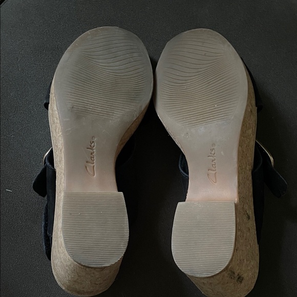 Clarks Giselle Black Women's 9 Wedge Cork Sandal Suede Buckle - Picture 8 of 8